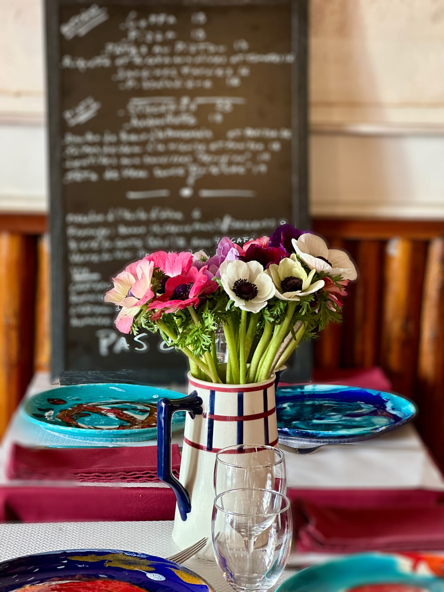 table restaurant nice