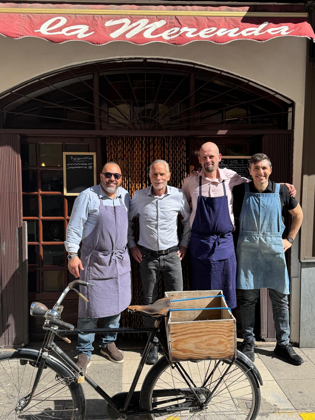 equipe cuisine et service